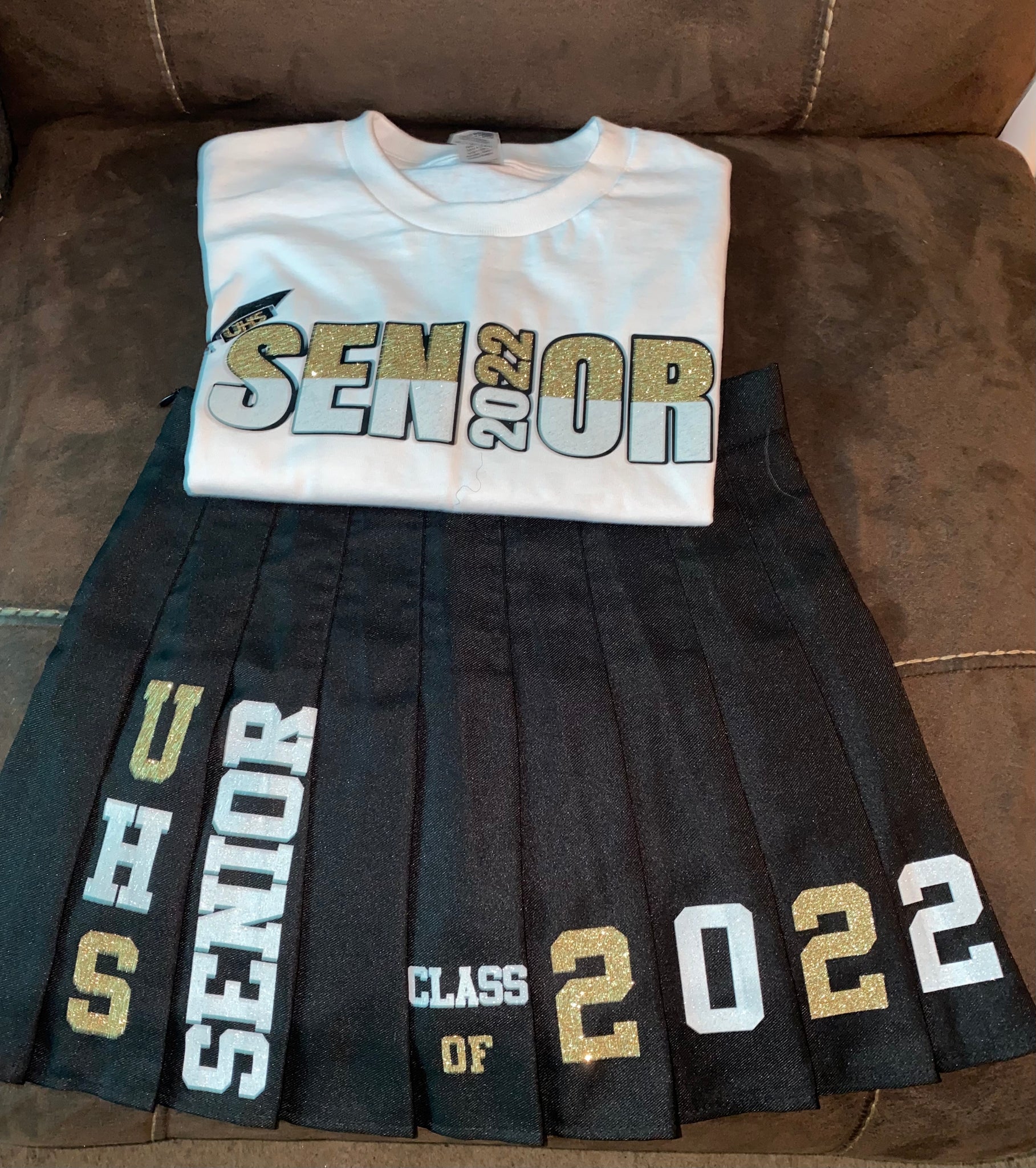 Senior outfit
