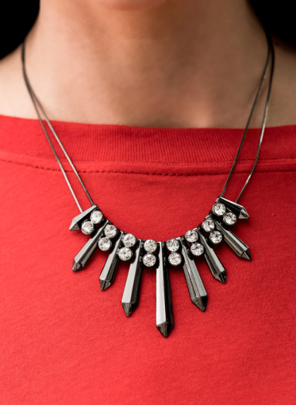 DANGEROUS DAZZLE - BLACK - GUNMETAL NECKLACE - PAPARAZZI ACCESSORIES