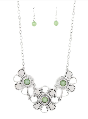 Aquatic Garden - Green Necklace Set
