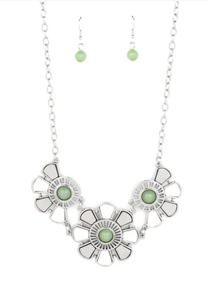 Aquatic Garden - Green Necklace Set